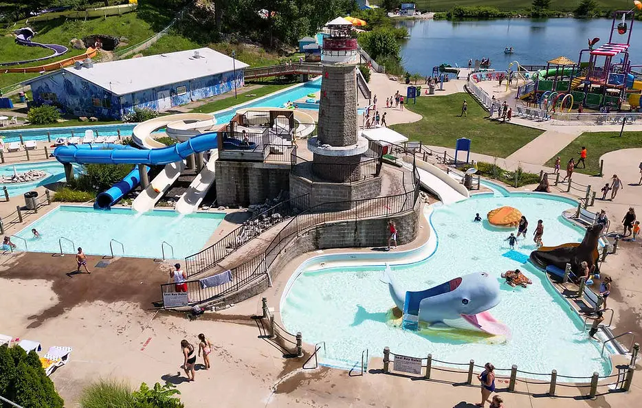 Splash Kingdom Waterpark | Knight's Action Park Springfield
